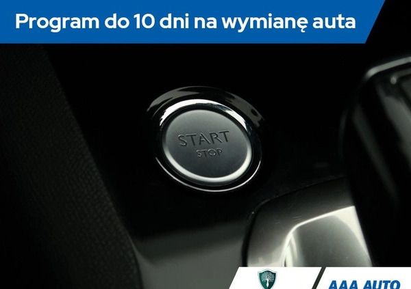 Peugeot 3008 cena 75000 przebieg: 124537, rok produkcji 2017 z Syców małe 352